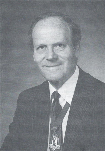 Dr Clifford Kay CBE 1988/89